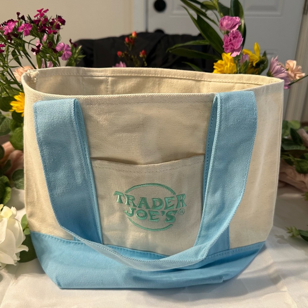 Trader Joe’s Mini Pastel Canvas Tote Bag (baby blue)